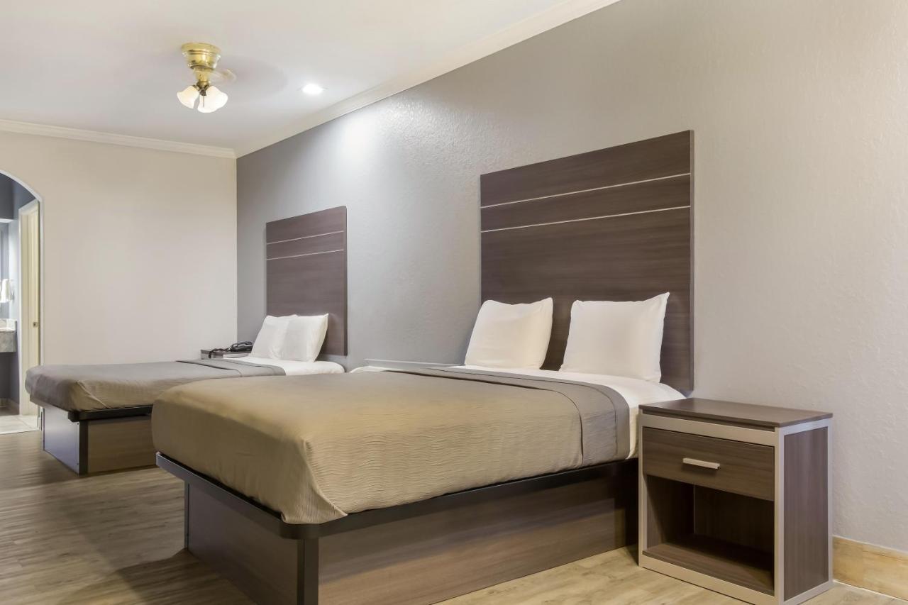 Americas Best Value Platinum Inn & Suites Houston Exterior foto